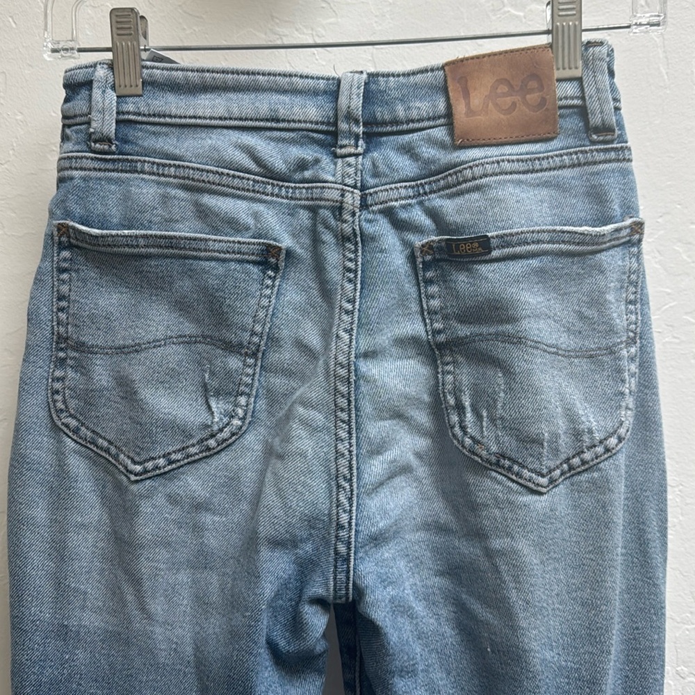 Lee high waist women’s denim slim fit tapered 25 light wash
